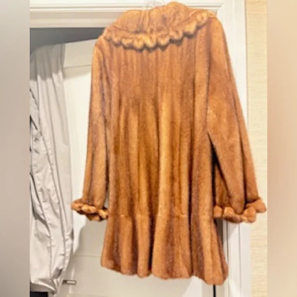 Custom Mink Coat - Picture 3 of 3
